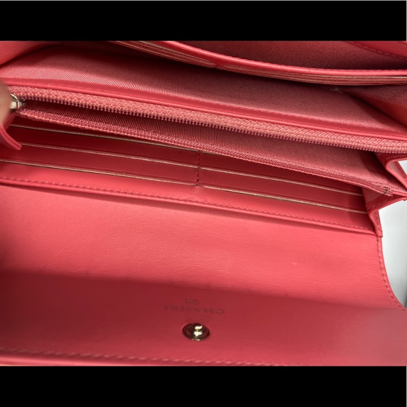 AUTHENTIC CHANEL MATELASSE QUILTED LONG WALLET - Picture 9 of 11